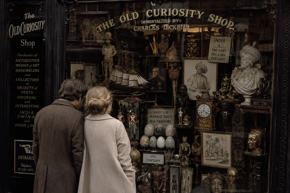 Imaginierte nostalgische Szene vor The Old Curiosity Shop